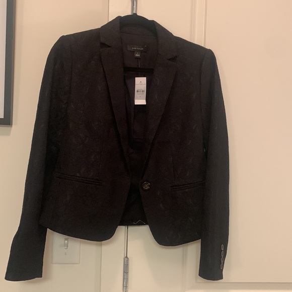 Ann Taylor Newbury blazer in lace. NWT. - Picture 3 of 6